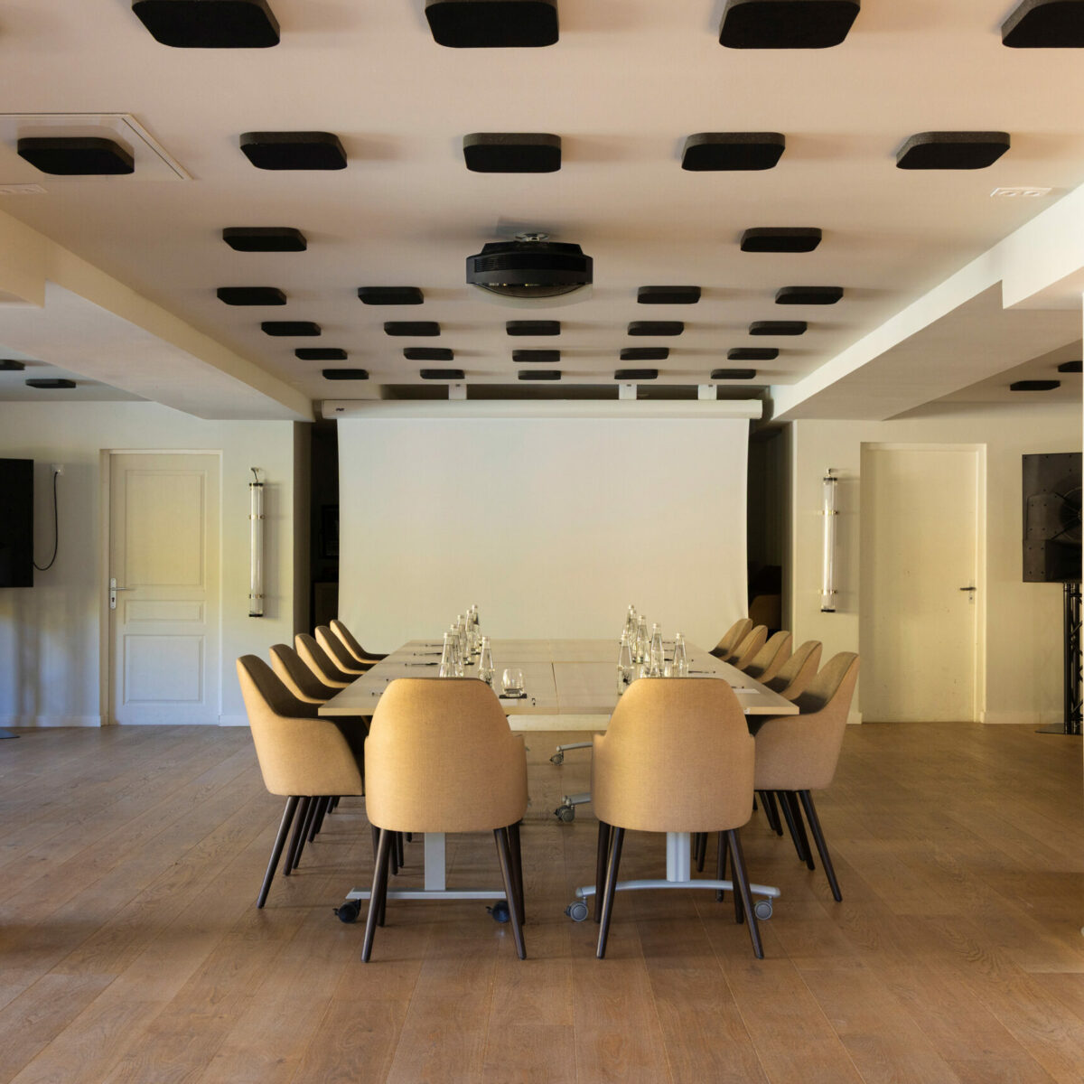 Hotel-4-etoiles-Organisation-Seminaire-Centre-Corse-Corte-1